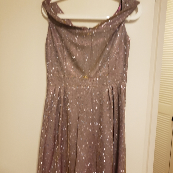 Evening gown - Picture 6 of 7